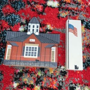 EUC The Cat's Meow 1989 Octagonal School and Flag Pole